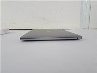 APPLE MACBOOK PRO 2020 A2338 M1 3.2GHZ 8GB RAM 256GB SSD (REE-JLS)